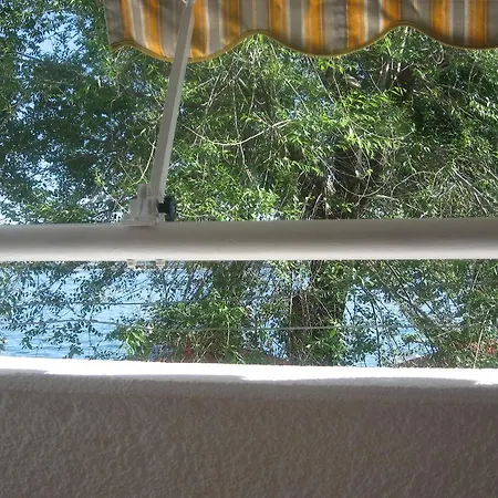 Apartamento Apartman Gabi Kaštel Sućurac