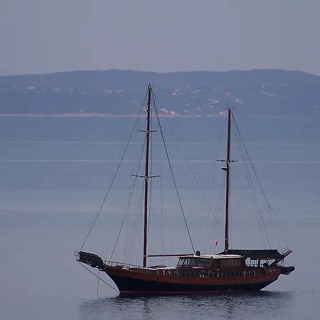 Apartman Gabi Kaštel Sućurac